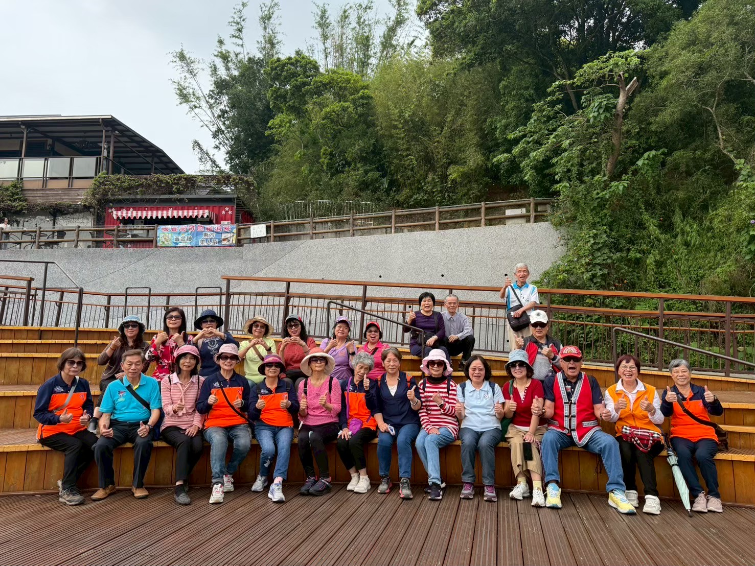 114年桃園市楊梅區公所成果-LINE_ALBUM_1140409 志工戶外教育活動_260108_2.jpg照片